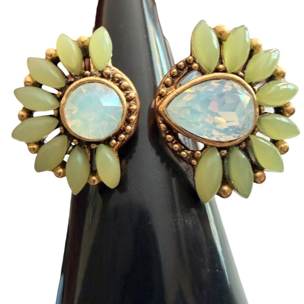 Stella & Dot Zinnia Split Open Ring Mint Green Faux Opal Gold Tone Adjustable